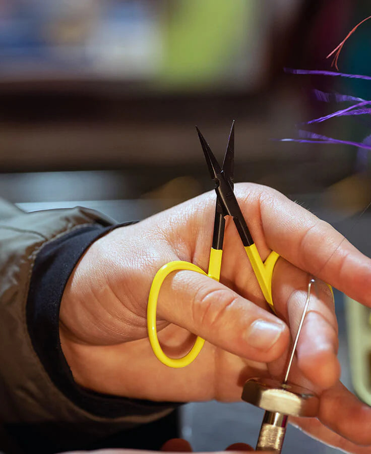 Loon Ergo Arrow Point Scissors 3.5" - fly tying tools - image 4
