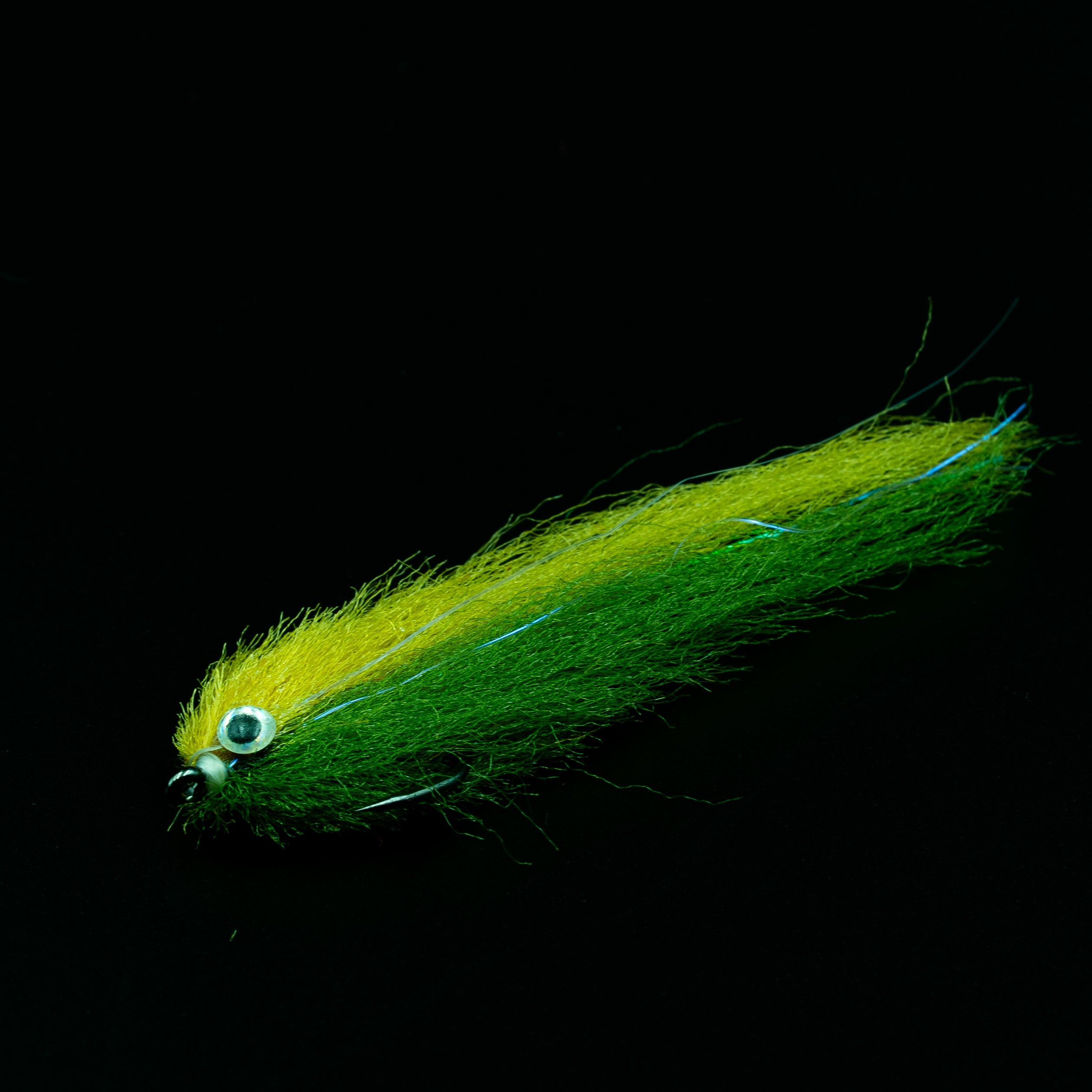 Bayou Bull Minnow – Finatics Fly Company in Olive and Yellow