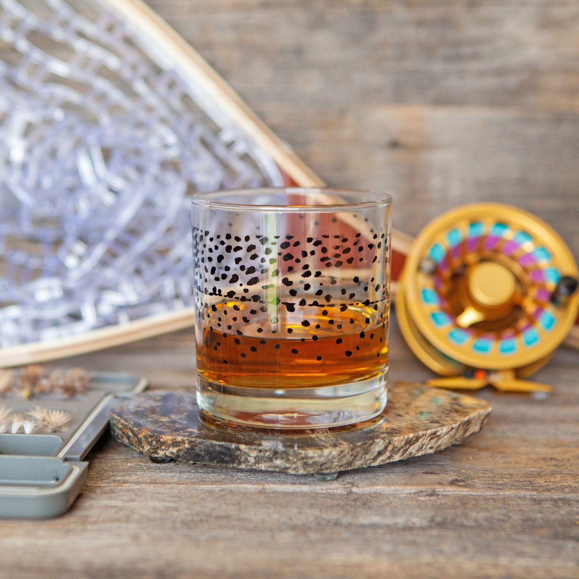 Wyo Cutthroat Trout Pattern Rocks Glass